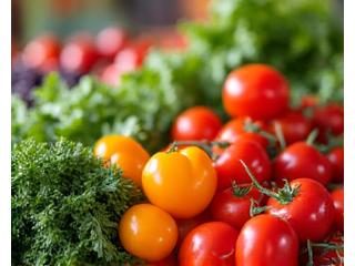 Fresh, colorful produce from a Boulder farmers market, highlighting local and seasonal ingredients for meal planning.